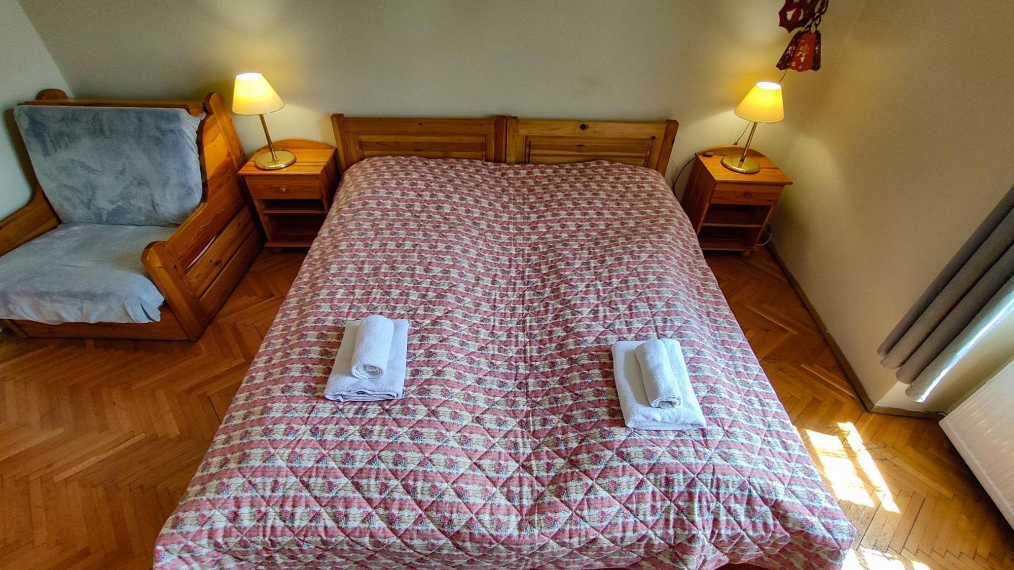 Afrodite Apartmanok Егер Екстериор снимка